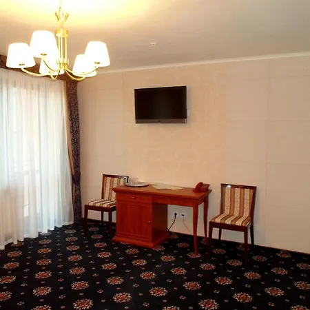 Hotel H & K Imperial Plus