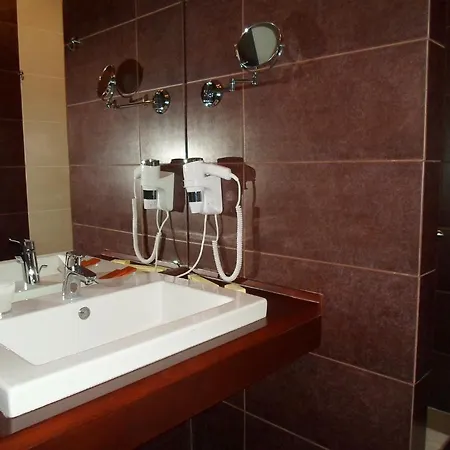 H & K Imperial Plus Hotel 4*